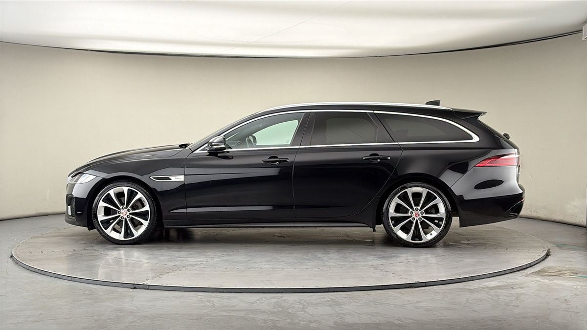 More views of Jaguar XF