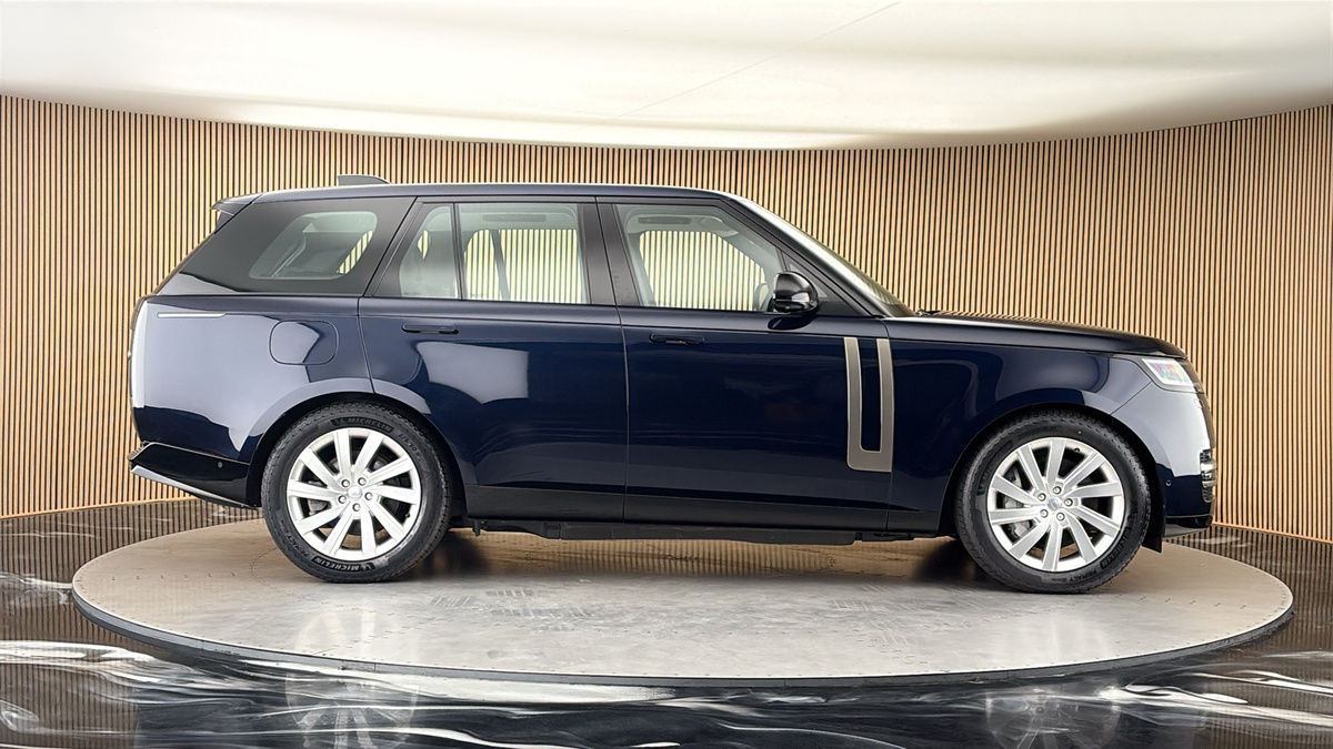 Land Rover Range Rover Image 16