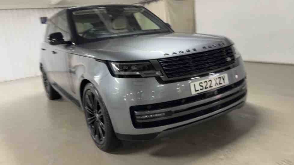 More views of Land Rover Range Rover