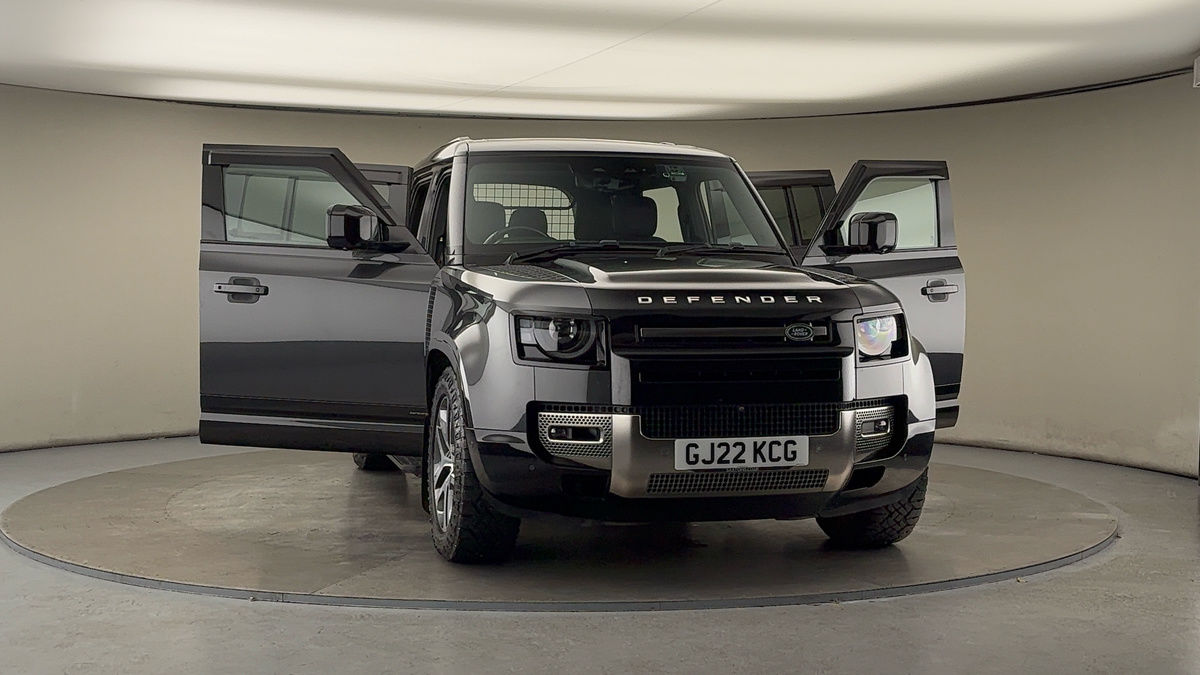 More views of Land Rover Defender 110