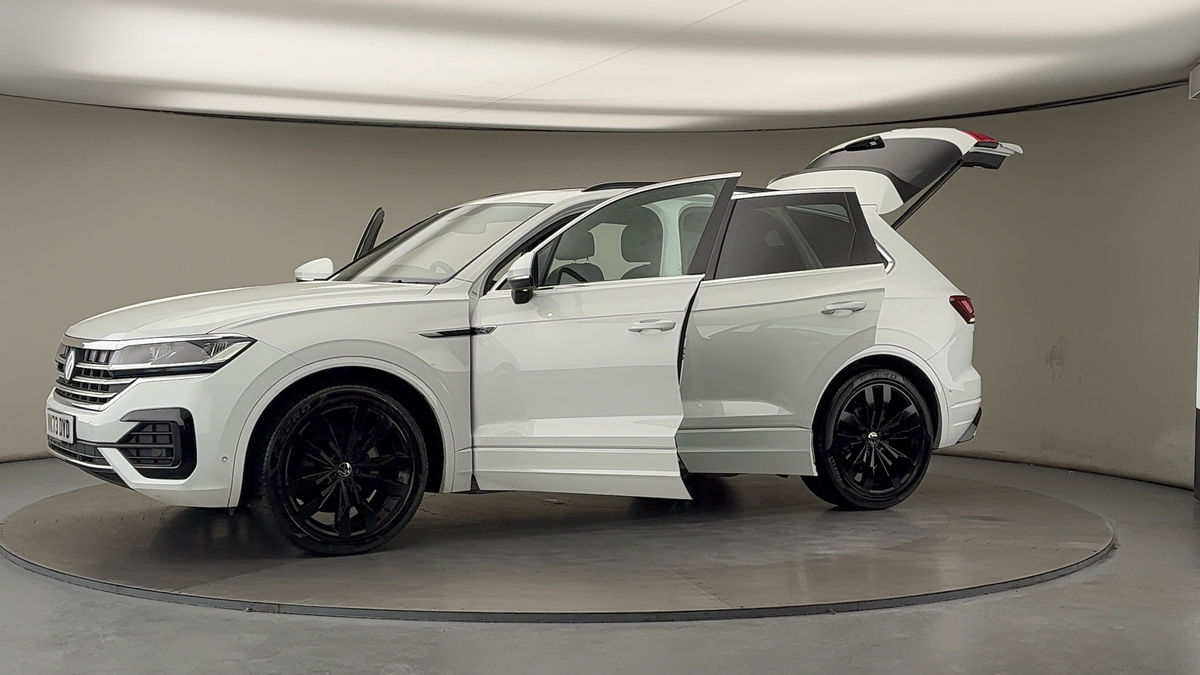 More views of Volkswagen Touareg