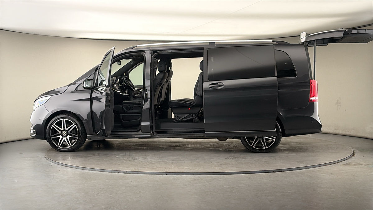 More views of Mercedes-Benz V Class