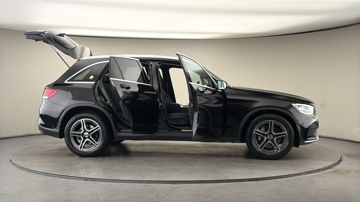 More views of Mercedes-Benz GLC