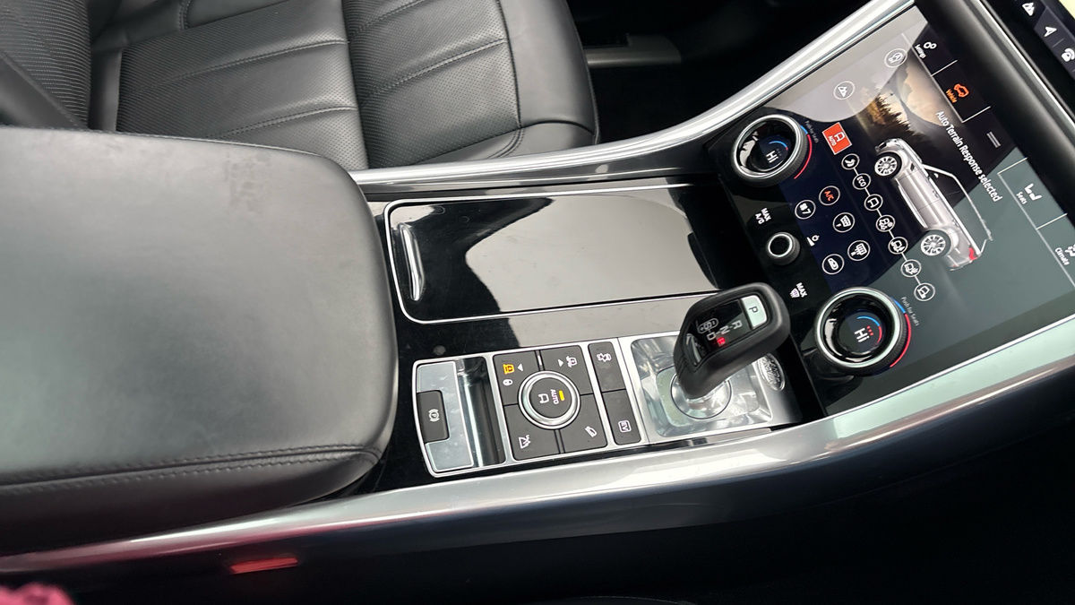 Land Rover Range Rover Sport Image 18