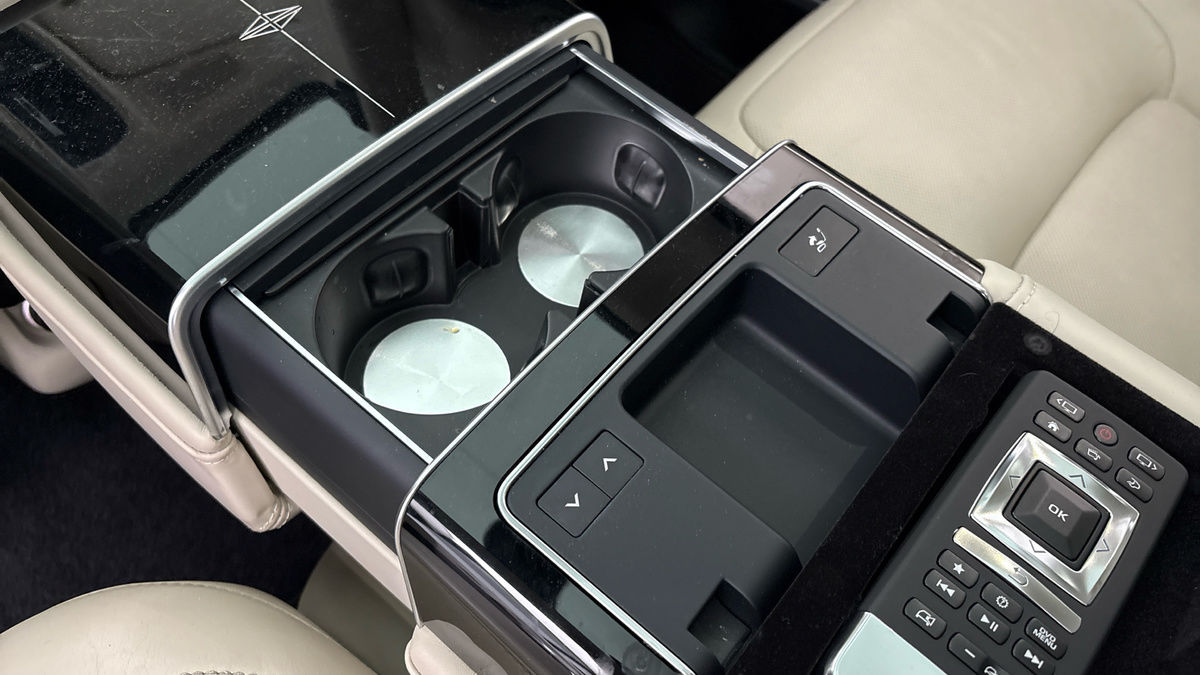 Land Rover Range Rover Image 27