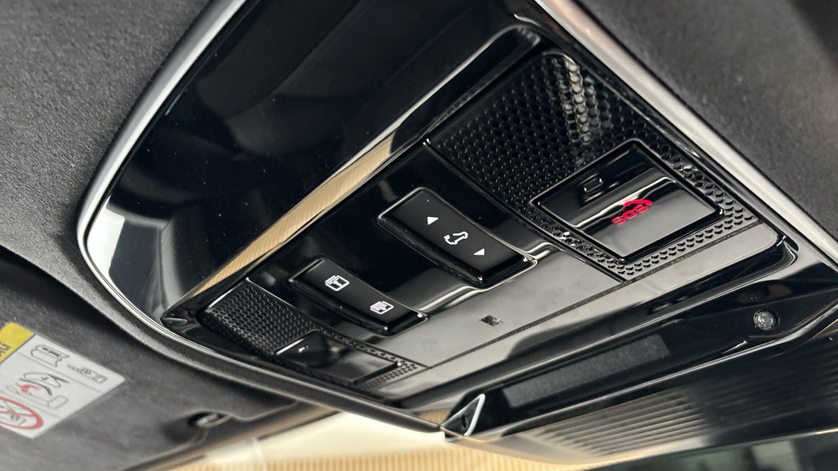 Land Rover Range Rover Sport Image 35