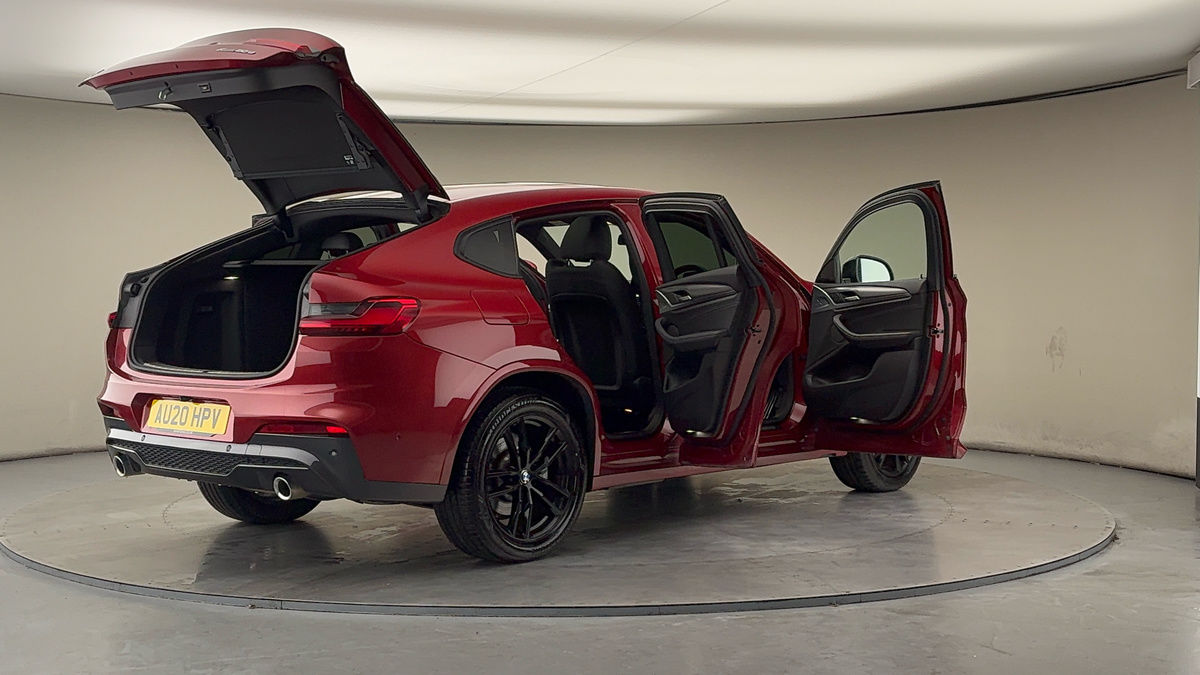 More views of BMW X4