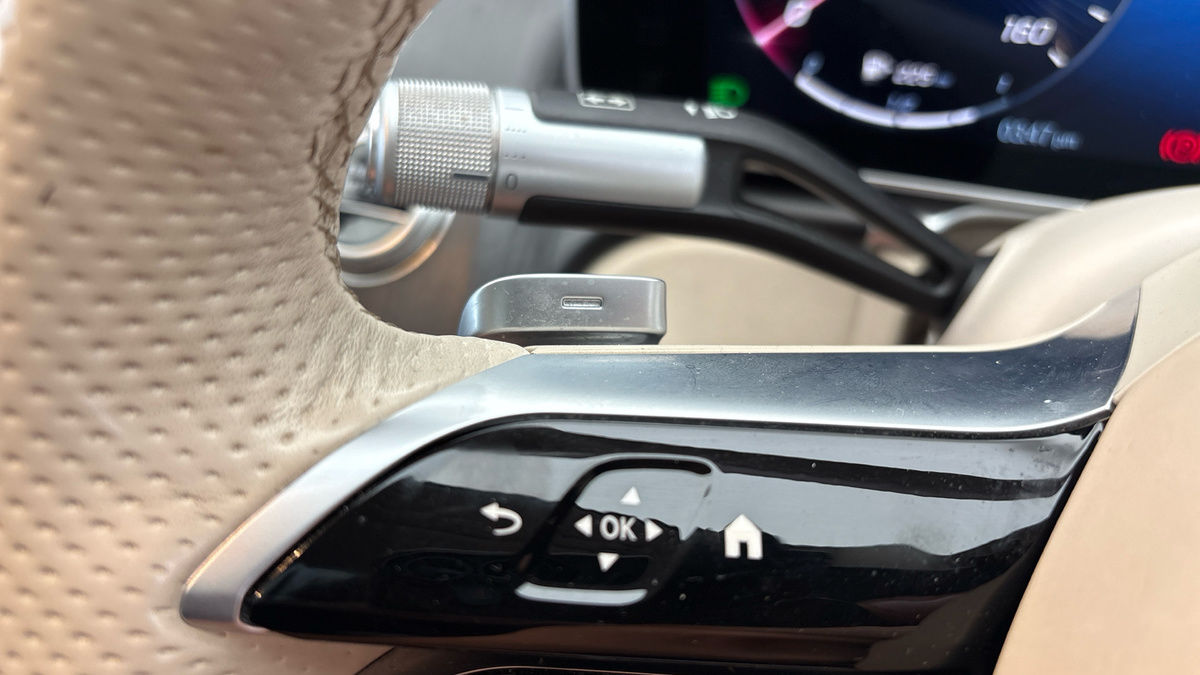 Mercedes-Benz S Class Image 38