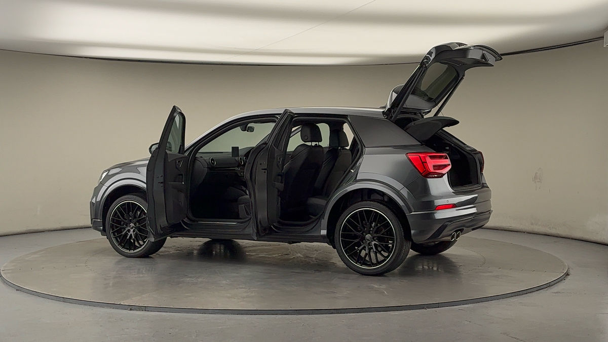 More views of Audi Q2