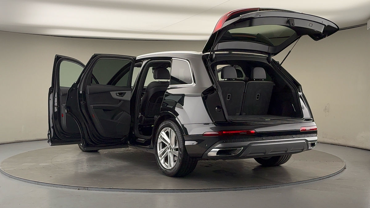 Audi Q7 Image 23