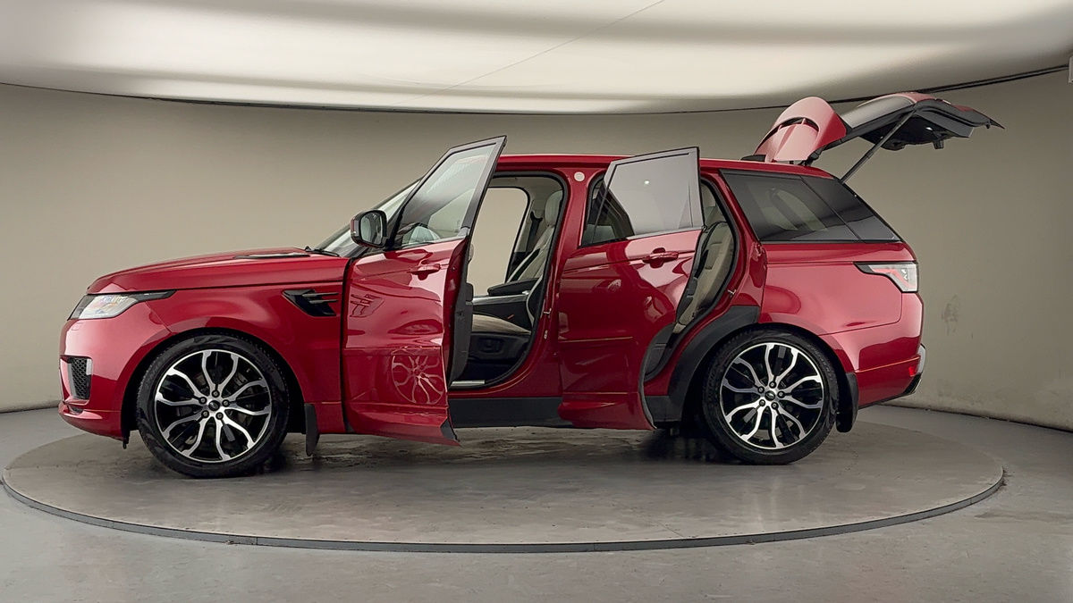 More views of Land Rover Range Rover Sport