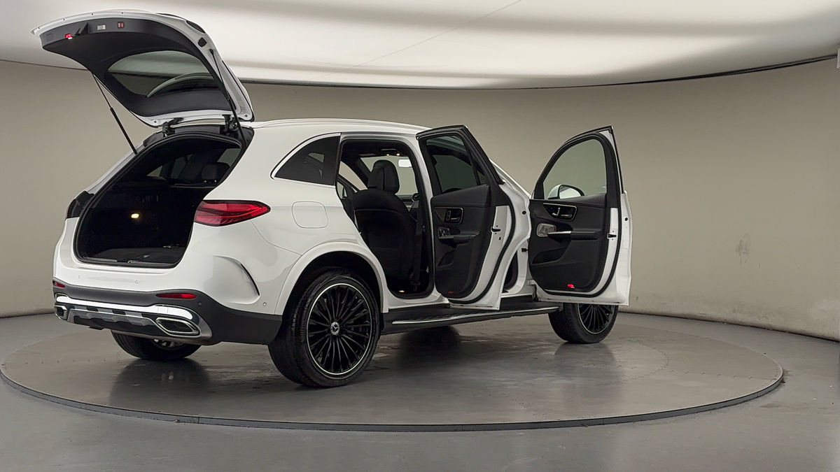 More views of Mercedes-Benz GLC