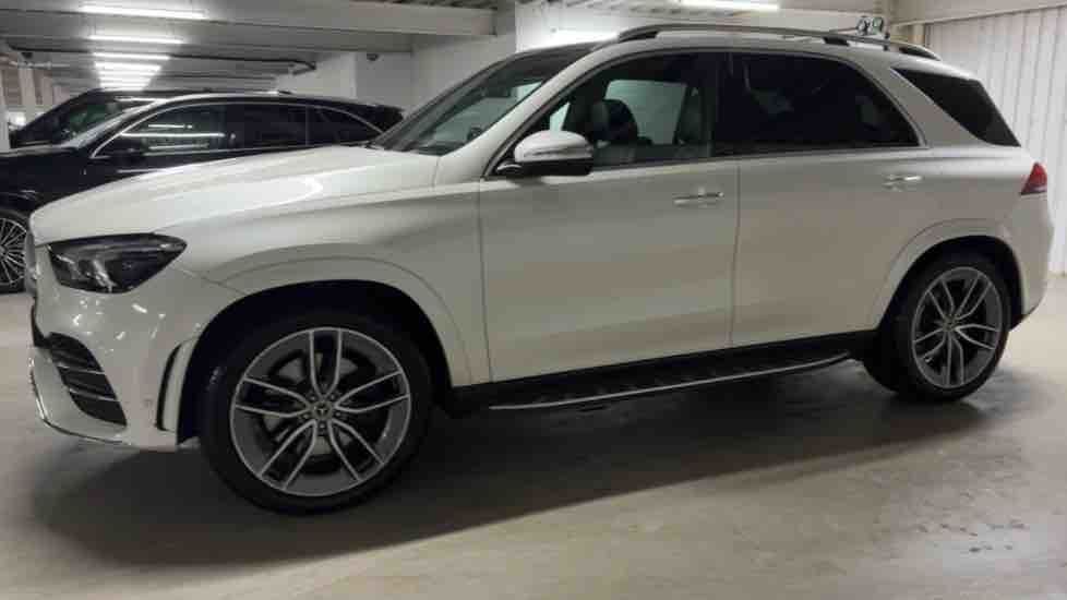 More views of Mercedes-Benz GLE