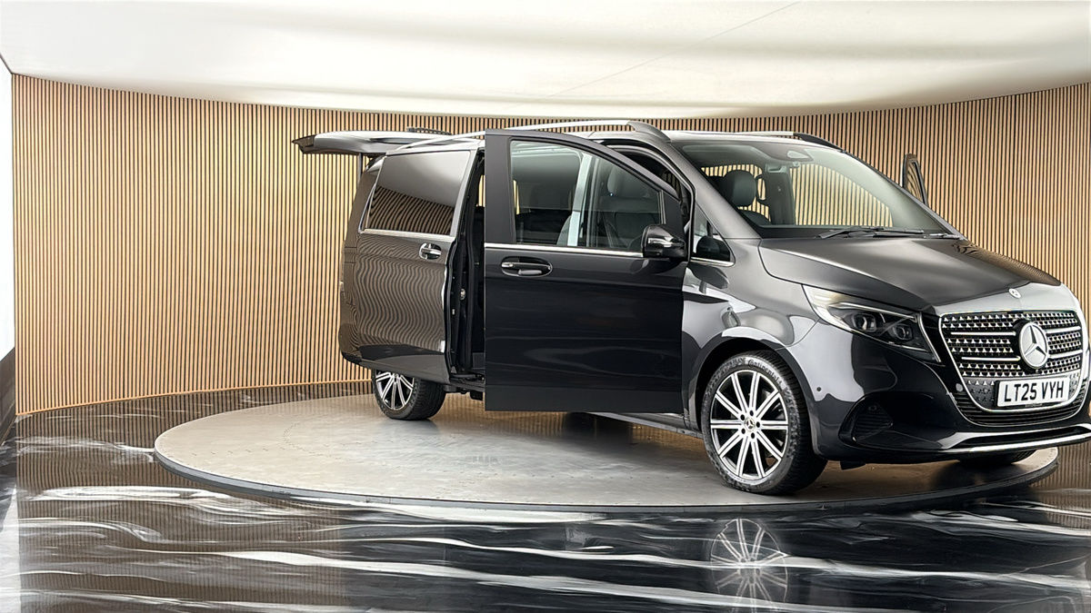More views of Mercedes-Benz V Class
