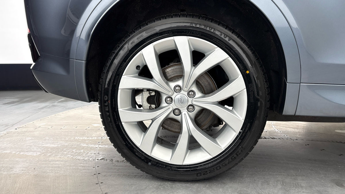 Land Rover Discovery Sport Image 10