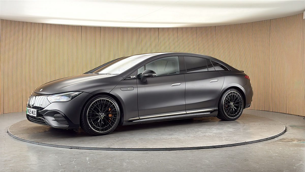 More views of Mercedes-Benz EQE