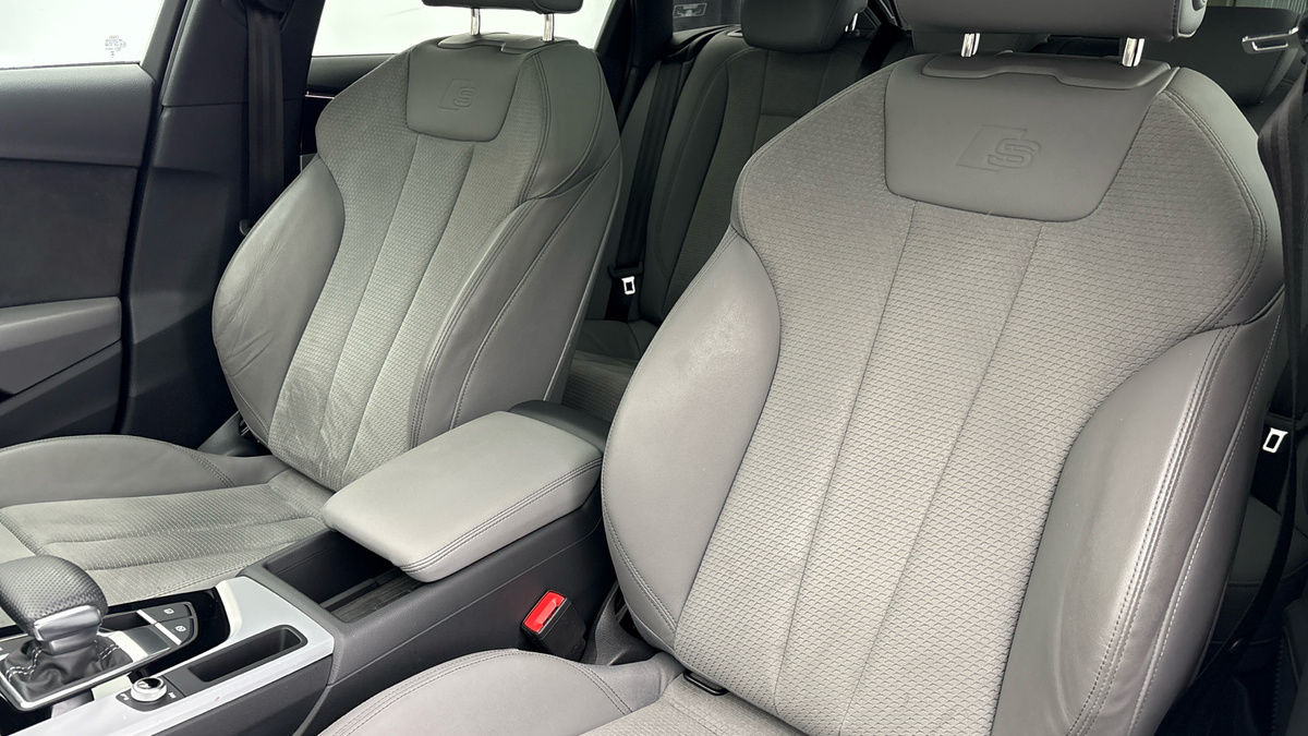 Audi A4 Avant Image 7