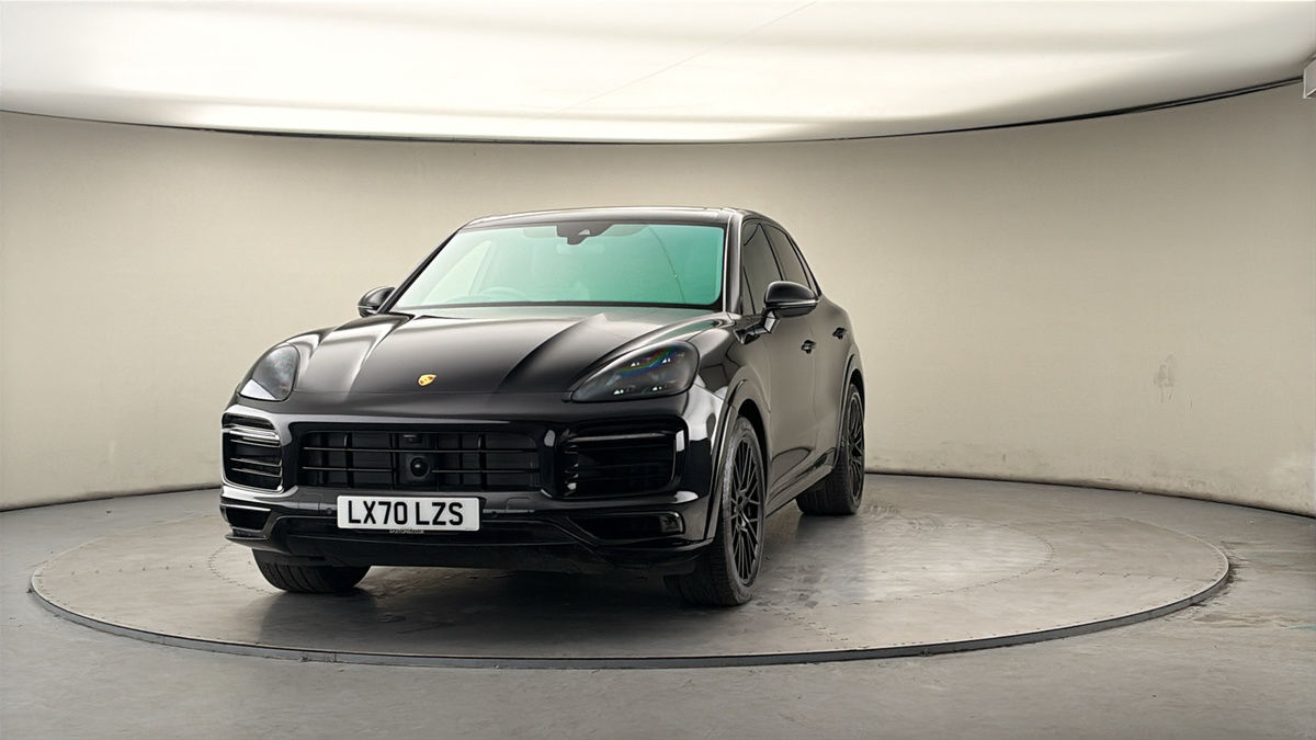 More views of Porsche Cayenne