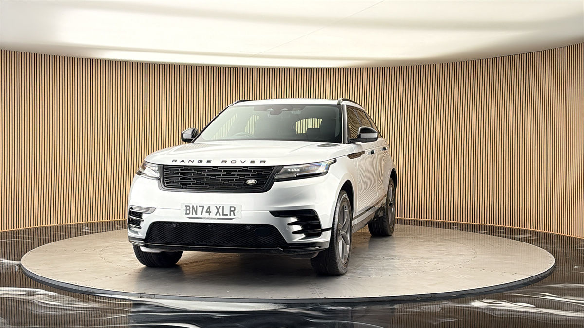 More views of Land Rover Range Rover Velar