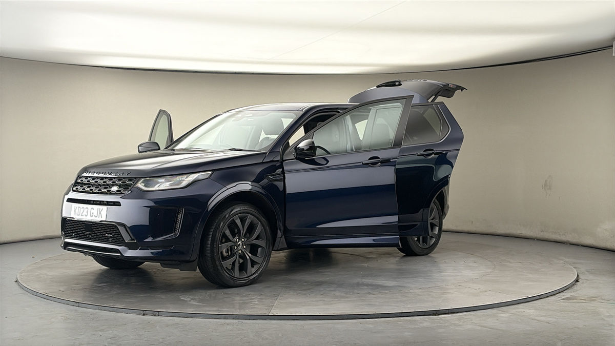 Land Rover Discovery Sport Image 22