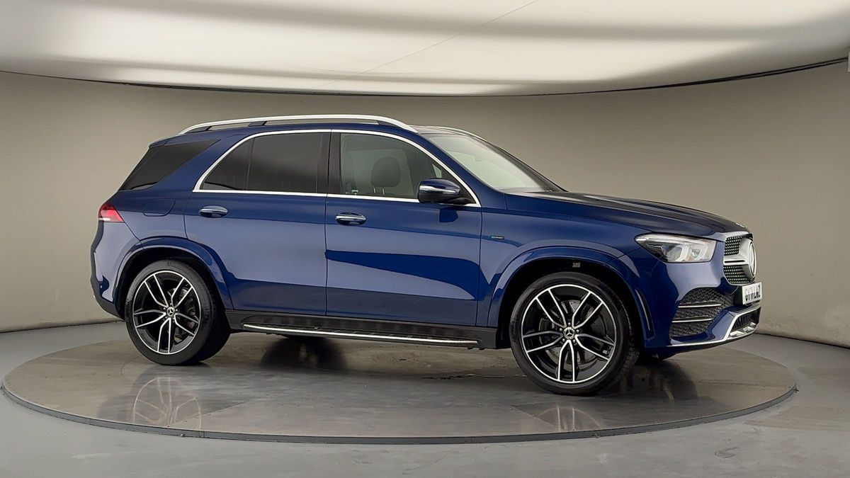 More views of Mercedes-Benz GLE
