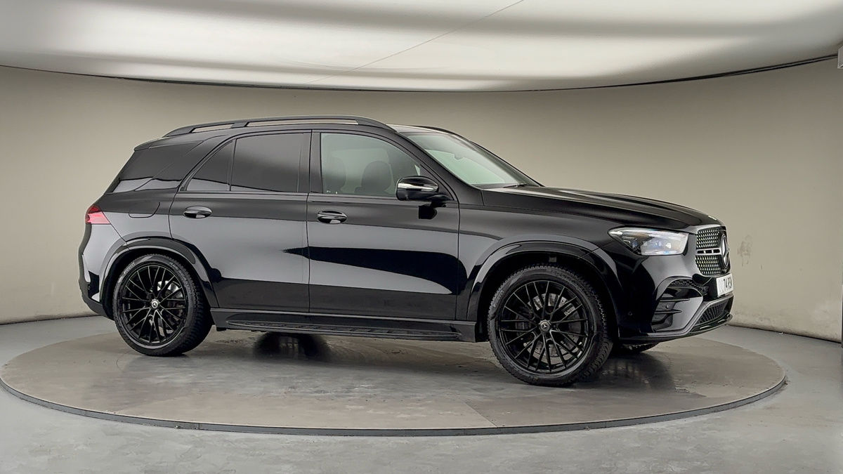 More views of Mercedes-Benz GLE