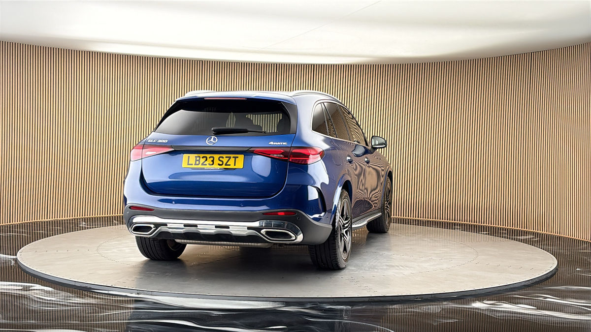 More views of Mercedes-Benz GLC