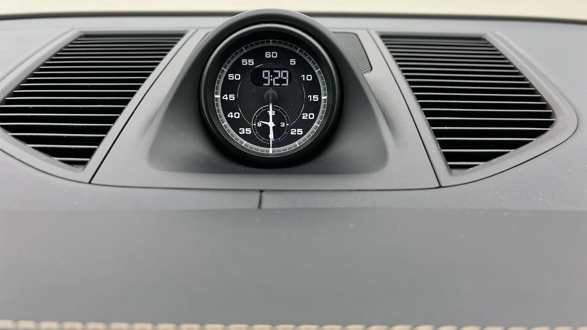 Porsche Macan Image 25