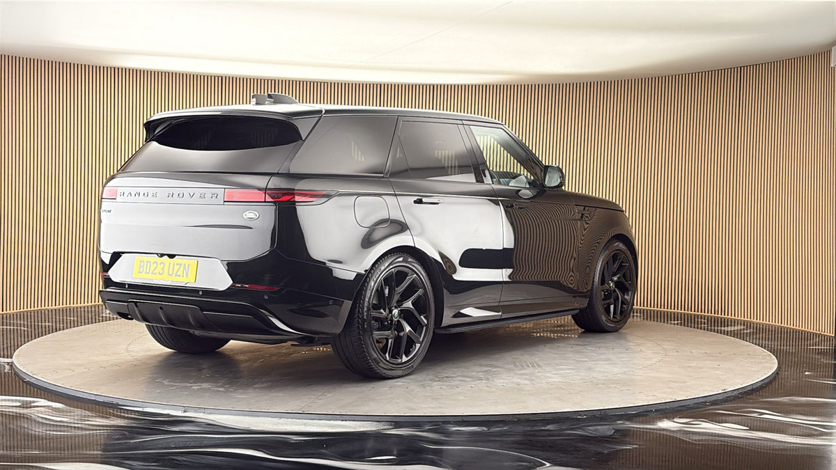More views of Land Rover Range Rover Sport