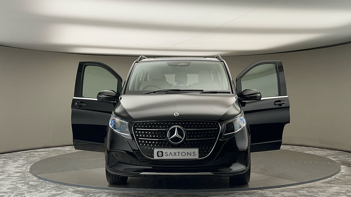 More views of Mercedes-Benz V Class