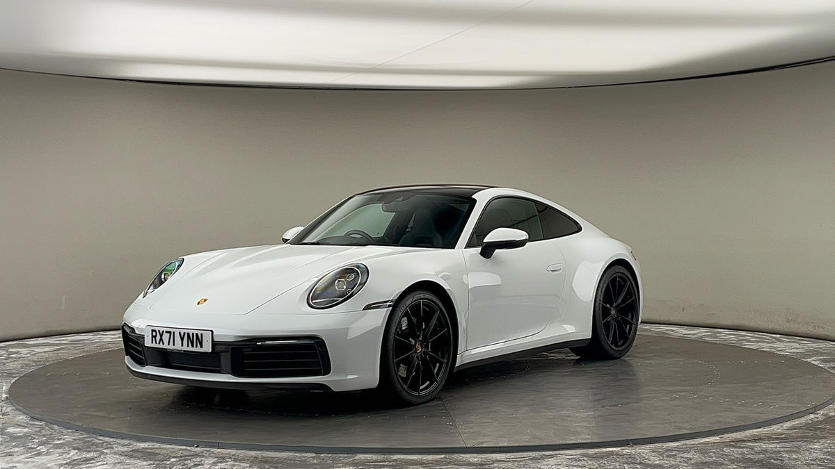More views of Porsche 911