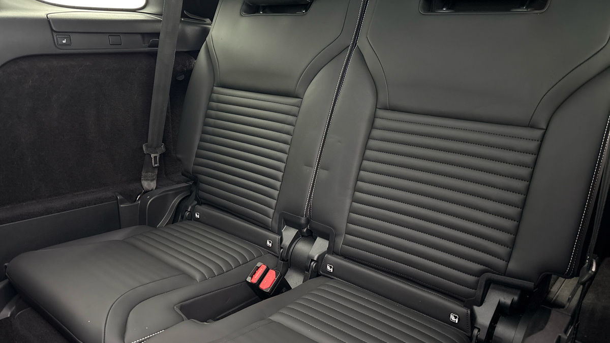 Land Rover Discovery Image 25