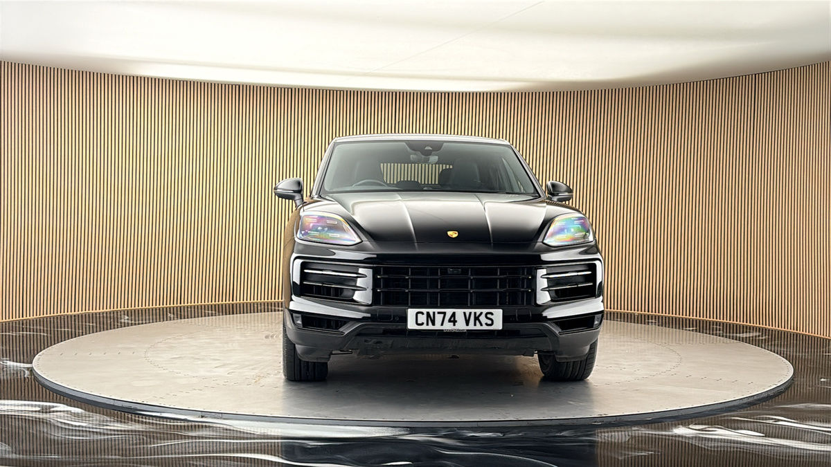 More views of Porsche Cayenne