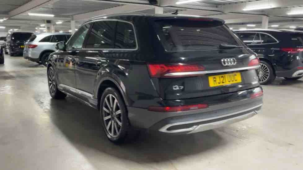 More views of Audi Q7