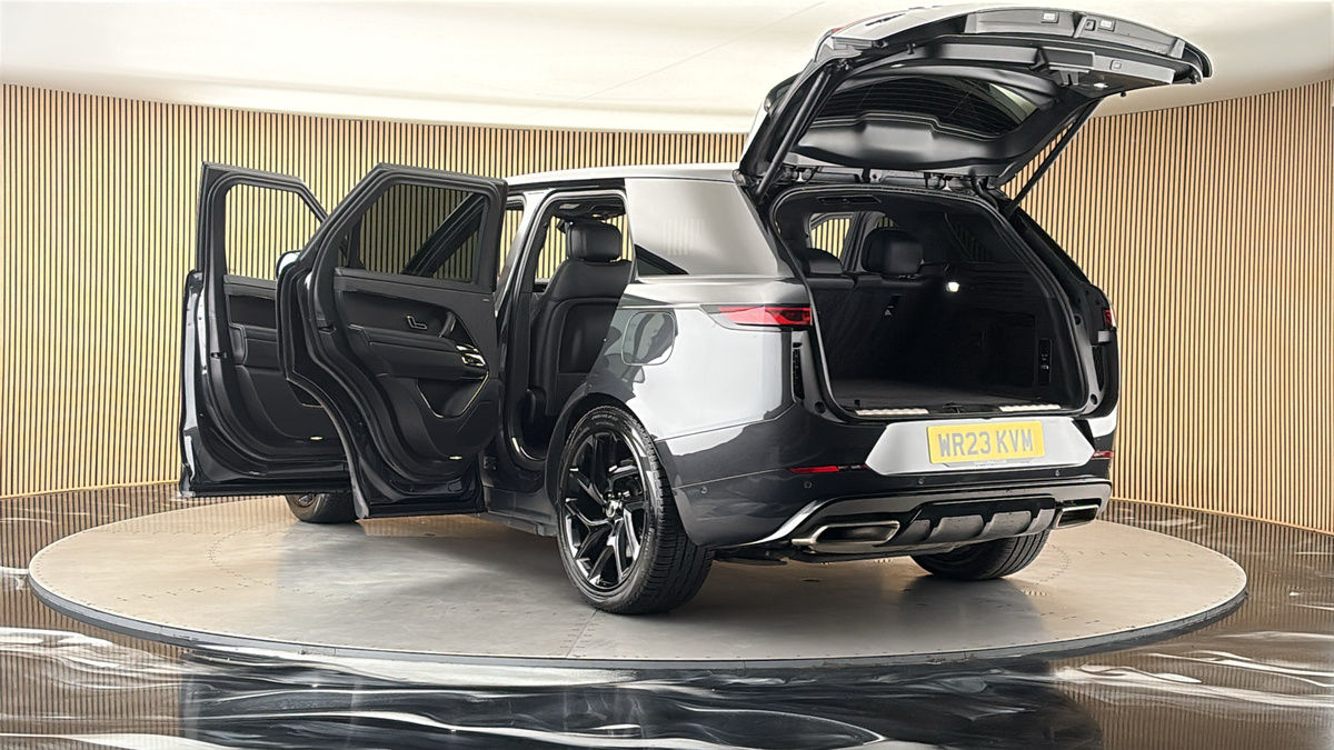 Land Rover Range Rover Sport Image 23