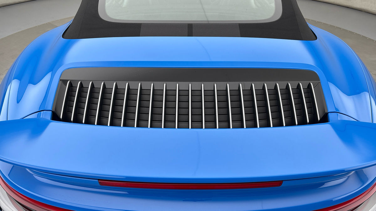 Porsche 911 Image 29