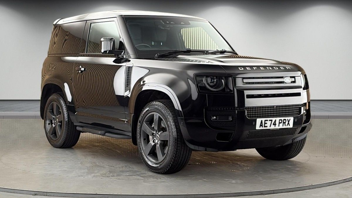 Land Rover Defender 90 Sticky Header Image