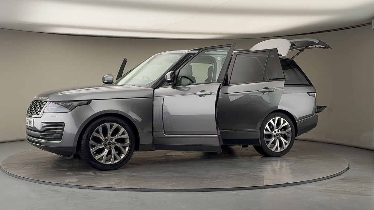 More views of Land Rover Range Rover