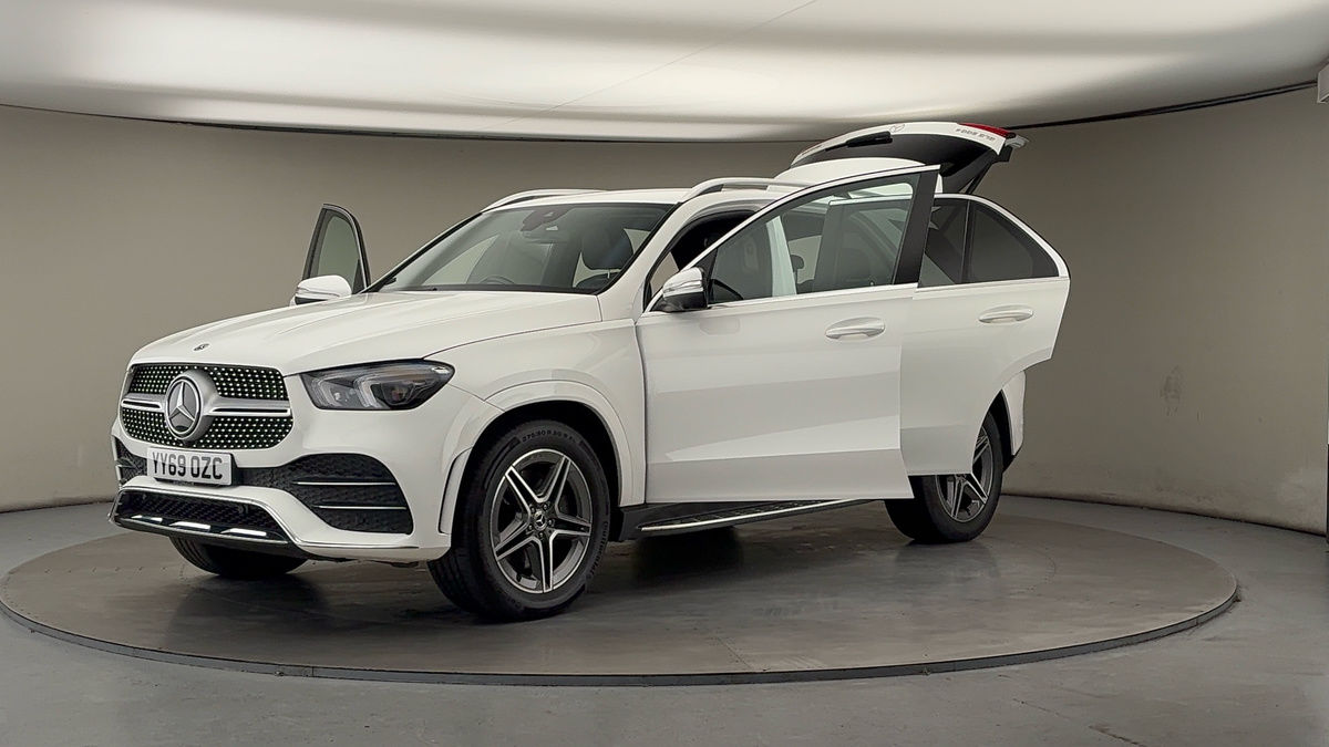 More views of Mercedes-Benz GLE