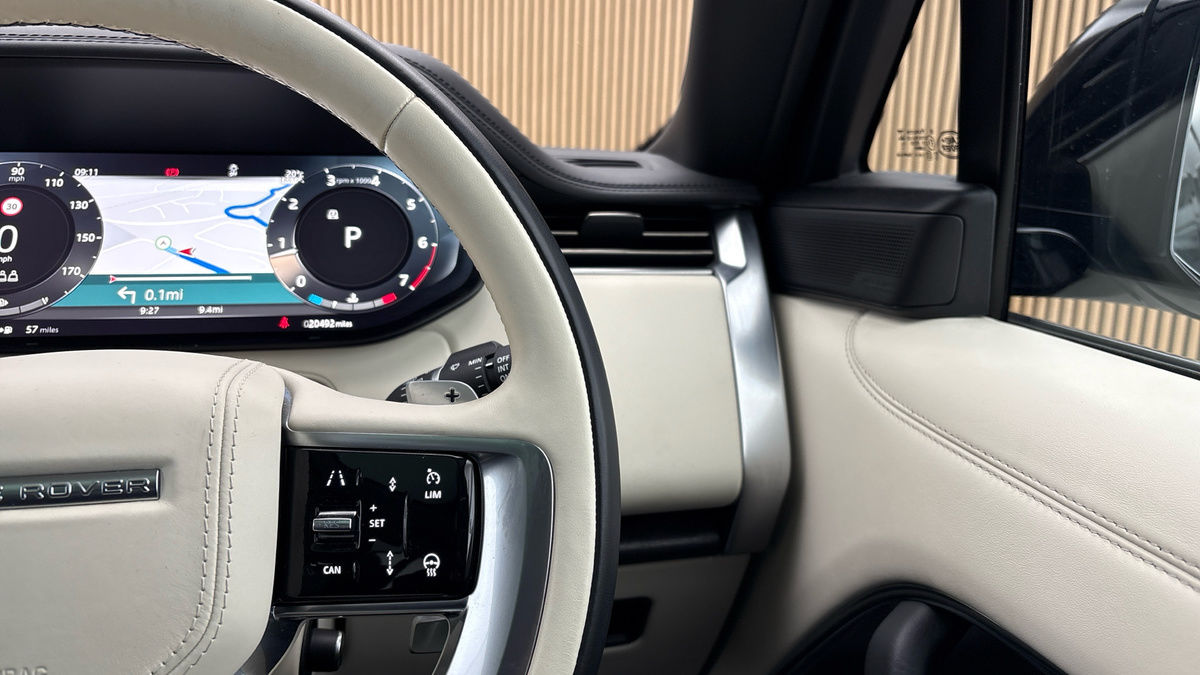 Land Rover Range Rover Image 14