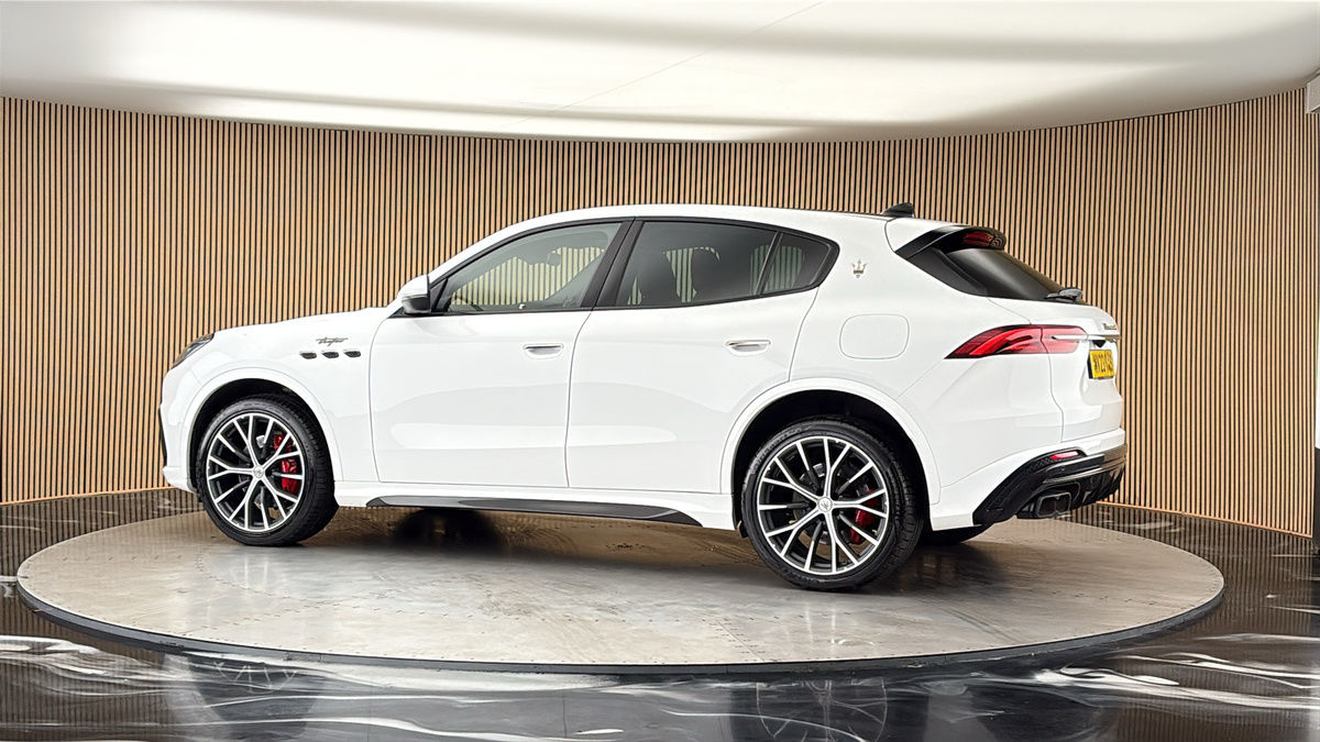More views of Maserati Grecale