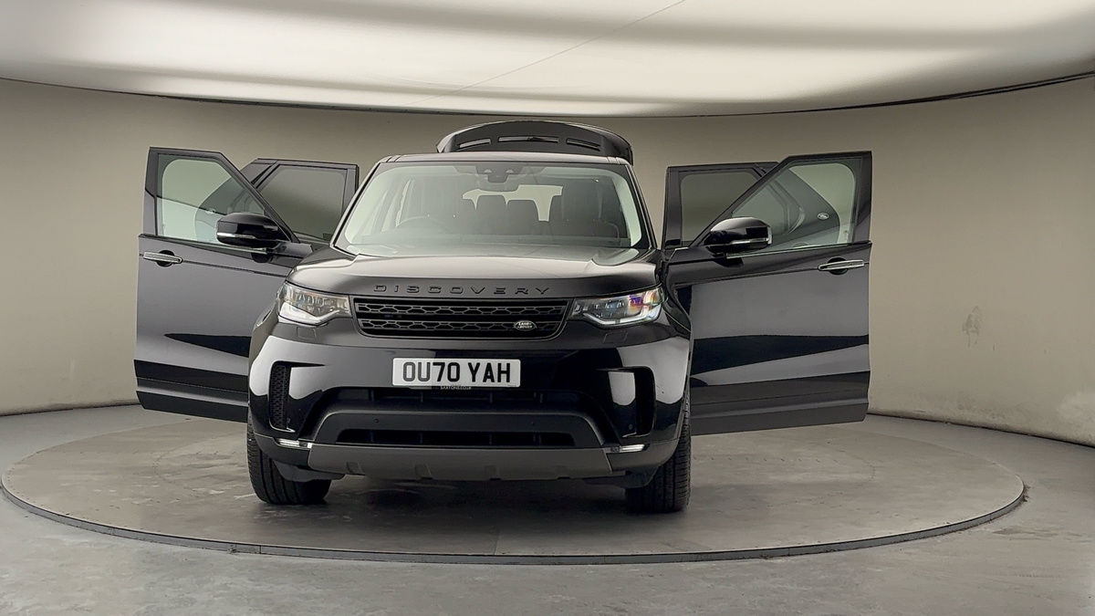 More views of Land Rover Discovery
