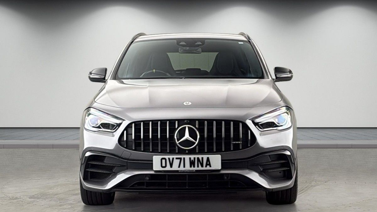 Mercedes-Benz GLA Image 3