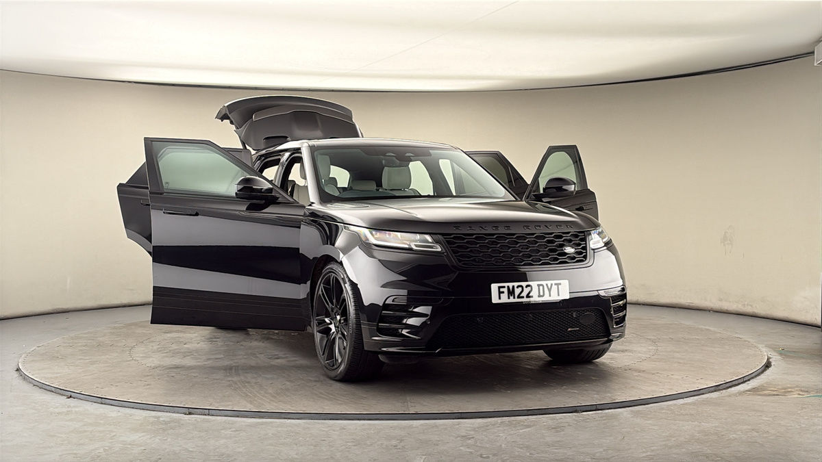 More views of Land Rover Range Rover Velar