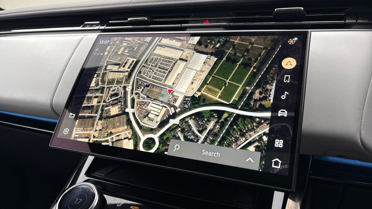 Land Rover Range Rover Sport Image 17