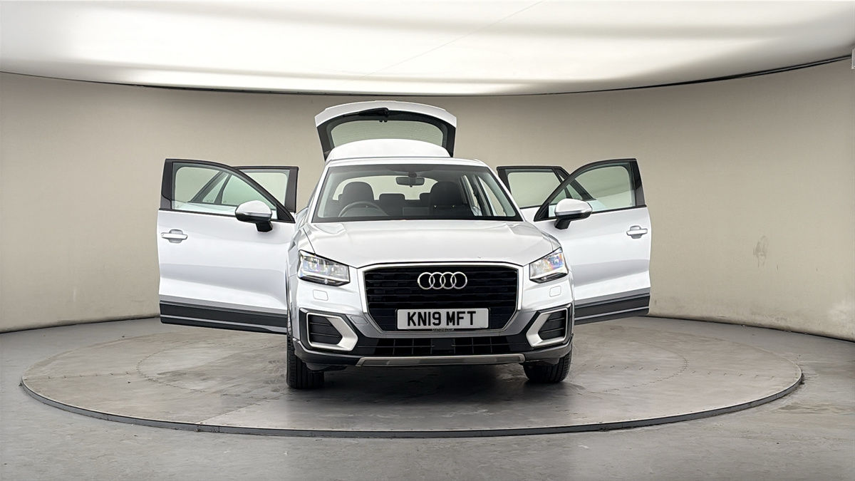 More views of Audi Q2