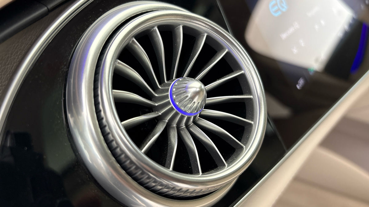 Mercedes-Benz EQS Image 31