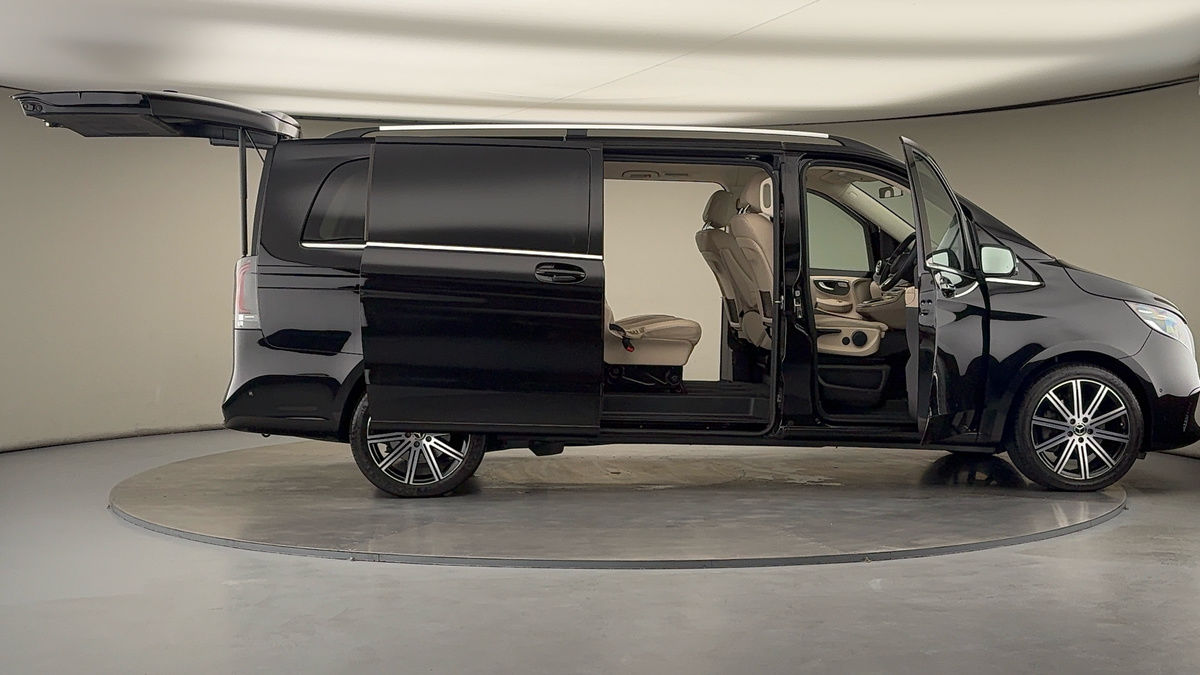 More views of Mercedes-Benz V Class