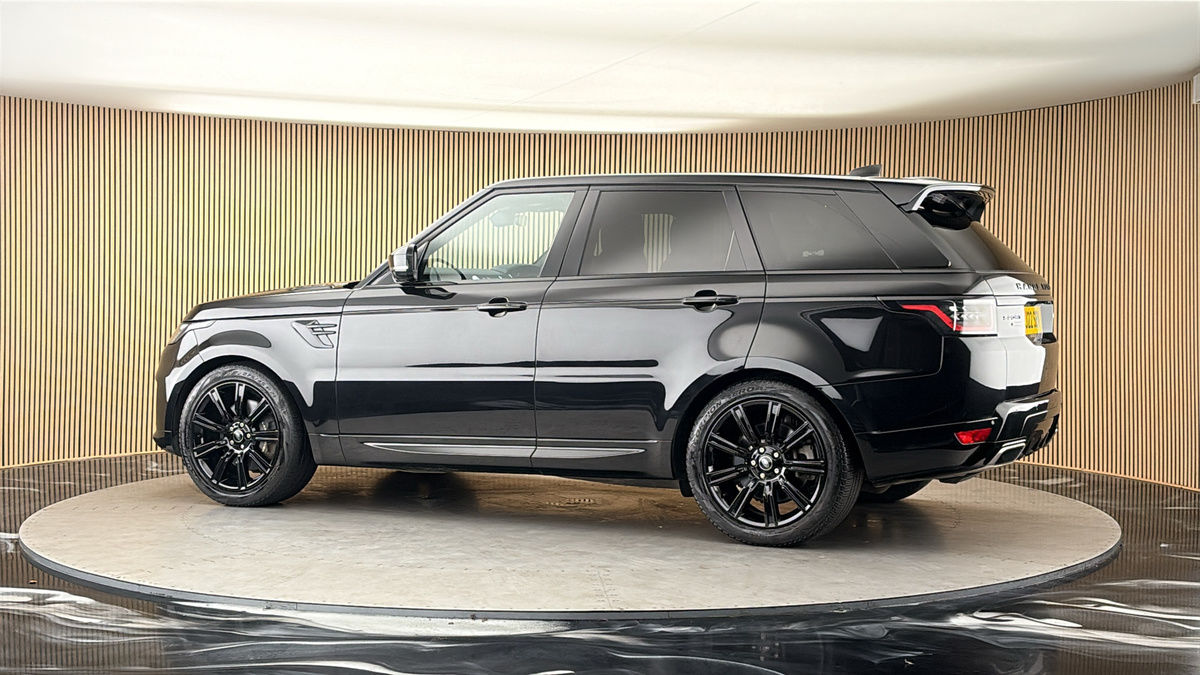 More views of Land Rover Range Rover Sport