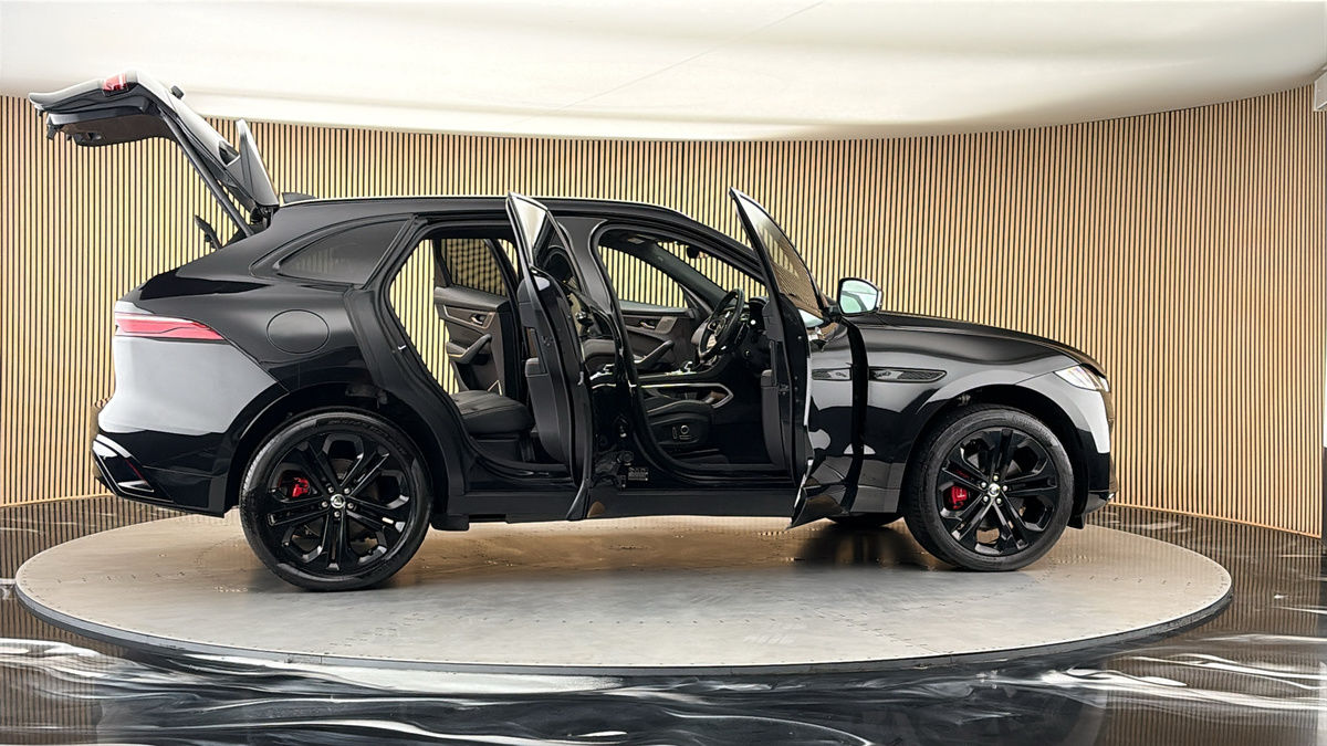More views of Jaguar F-PACE
